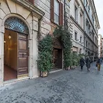 Piazza Navona Panoramic Penthouse